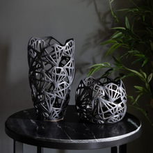 Load image into Gallery viewer, Jamba Black Statement Pot Vase
