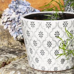 Old Dutch Style Garden Pot Black - 5 styles