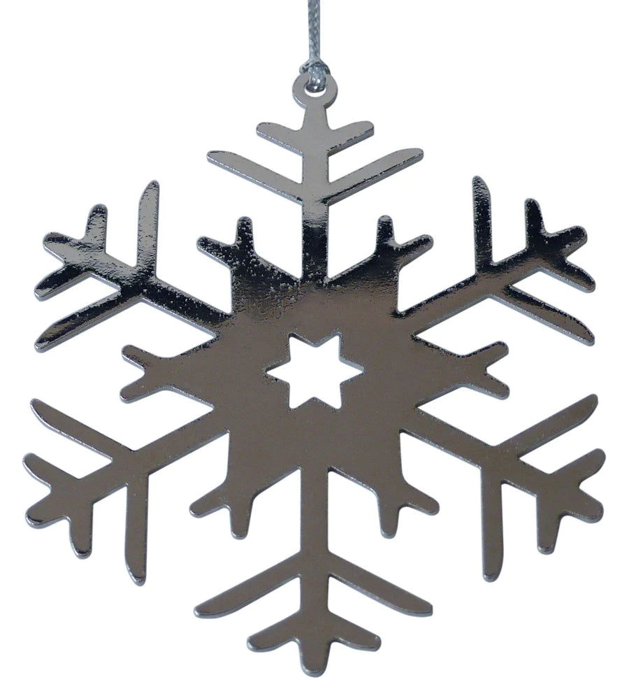 Silver Metal Delicate Snowflake Decoration Tag set of 4